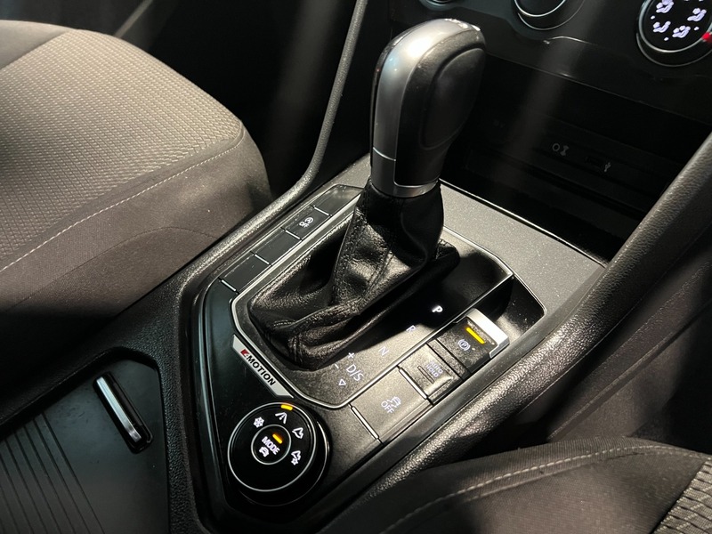 Used Volkswagen Tiguan 2017 for sale - 76057204: Photo 31