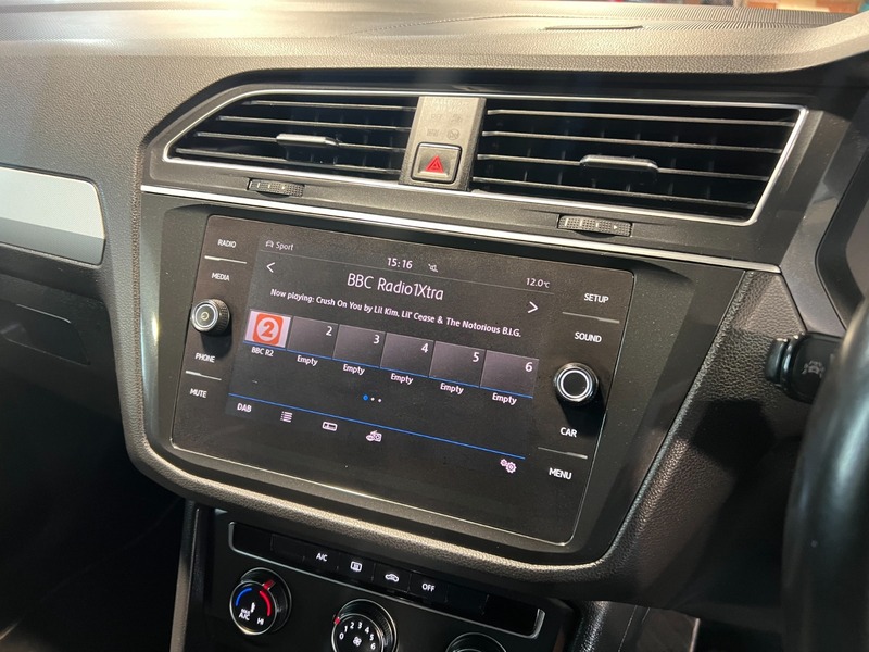 Used Volkswagen Tiguan 2017 for sale - 76057204: Photo 32