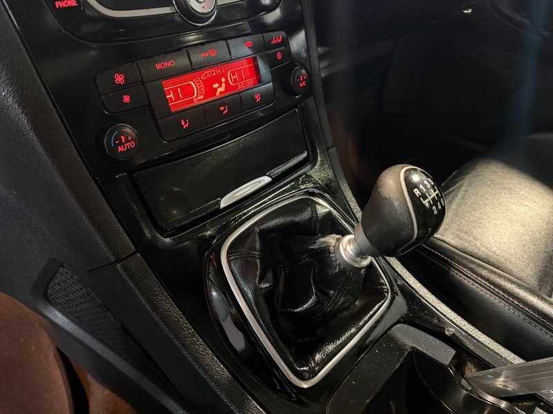 Used Ford Galaxy 2014 for sale - 77704180: Photo 29