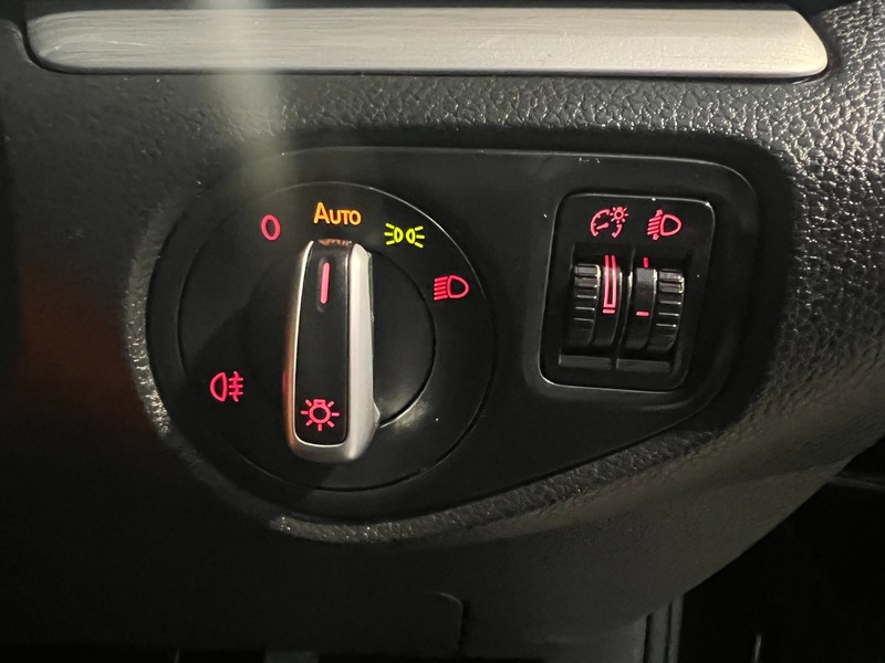 Used Volkswagen Sharan 2016 for sale - 76376428: Photo 38