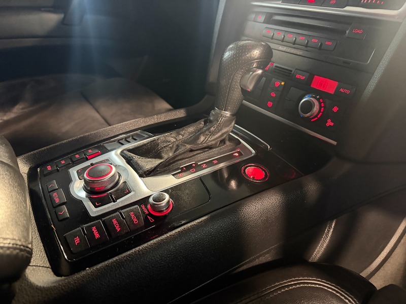 Used Audi Q7 2007 for sale - 77622117: Photo 30