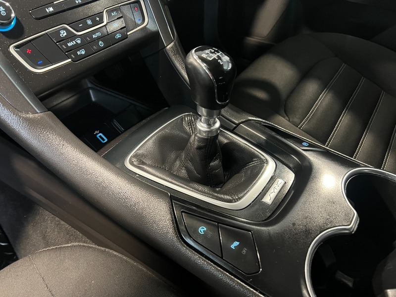 Used Ford Mondeo 2019 for sale - 76618328: Photo 24