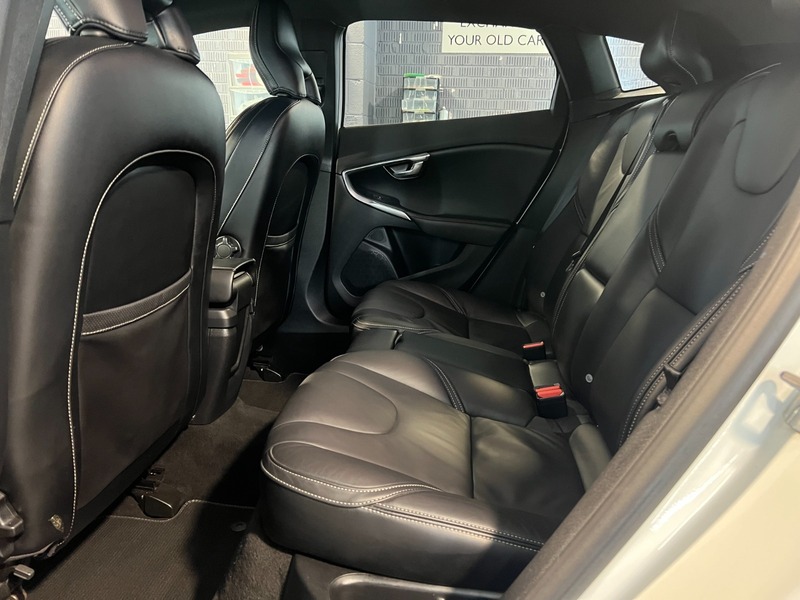 Used Volvo V40 2017 for sale - 76029769: Photo 20