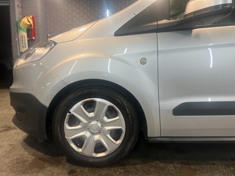 Used Ford Transit Courier 2016 for sale - 76863646: Photo 22