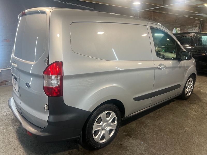 Used Ford Transit Courier 2016 for sale - 76863646: Photo 7