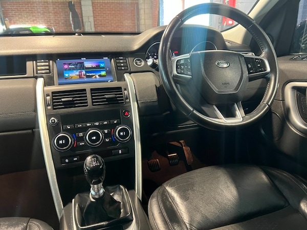 Used Land Rover Discovery Sport 2017 for sale - 76211040: Photo 11
