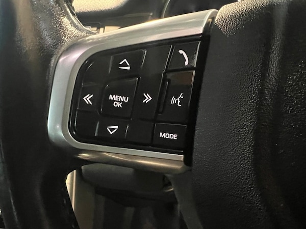 Used Land Rover Discovery Sport 2017 for sale - 76211040: Photo 28