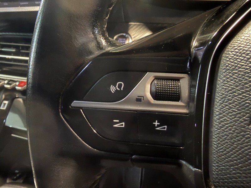 Used Peugeot 2008 2020 for sale - 77437908: Photo 41