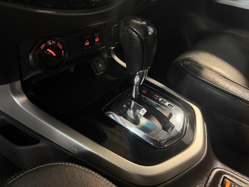 Used Nissan Navara 2017 for sale - 77572458: Photo 29