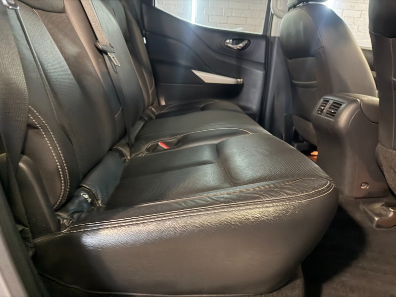 Used Nissan Navara 2017 for sale - 77572458: Photo 41