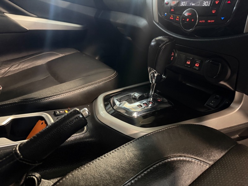 Used Nissan Navara 2017 for sale - 77572458: Photo 43