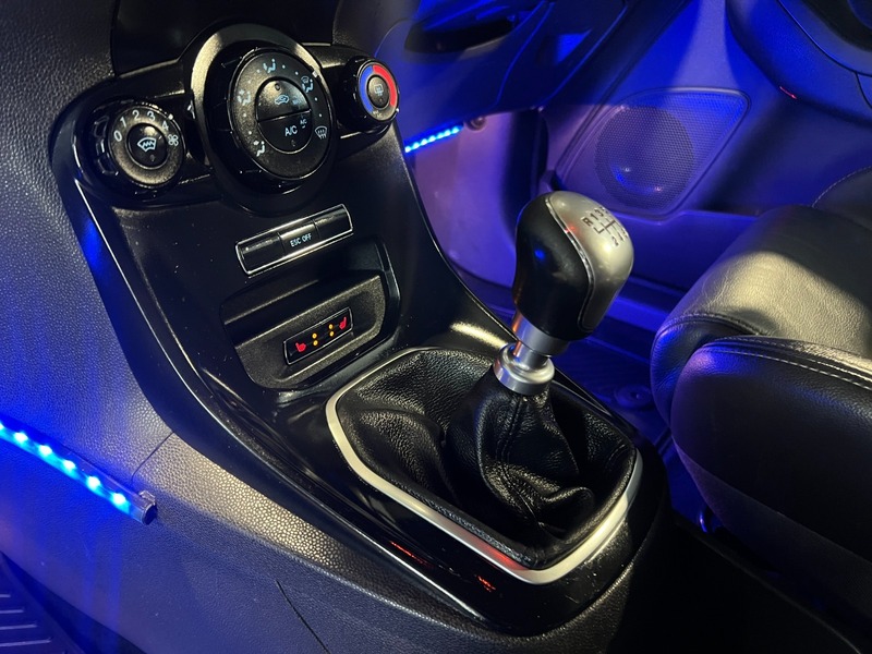 Used Ford Fiesta 2014 for sale - 76896678: Photo 17