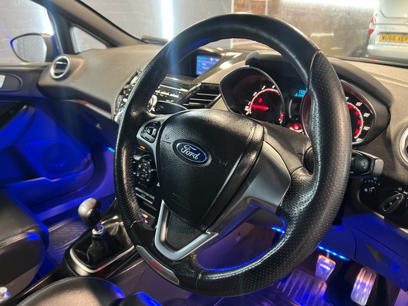 Used Ford Fiesta 2014 for sale - 76896678: Photo 27