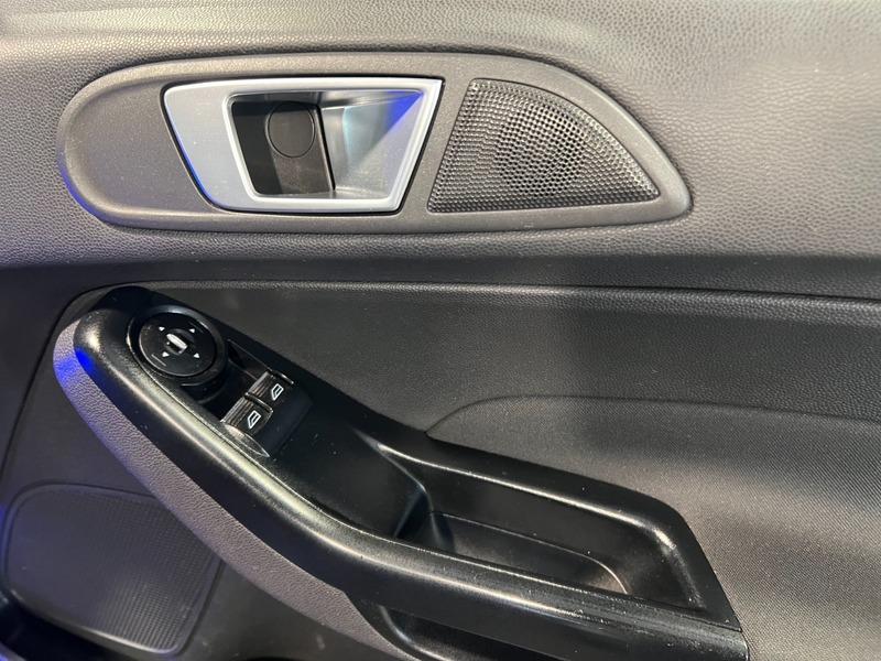 Used Ford Fiesta 2014 for sale - 76896678: Photo 8