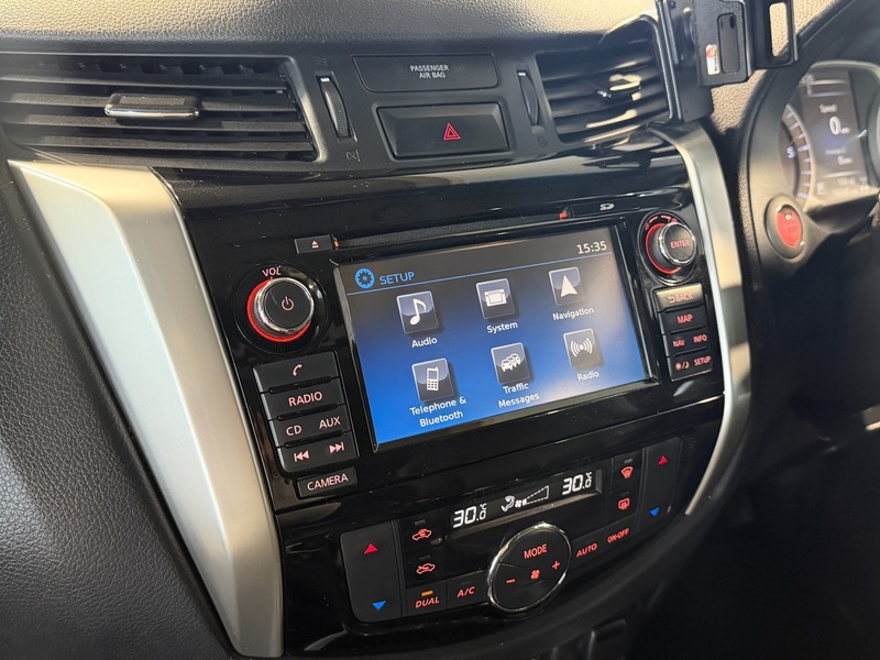 Used Nissan Navara 2016 for sale - 77781263: Photo 43