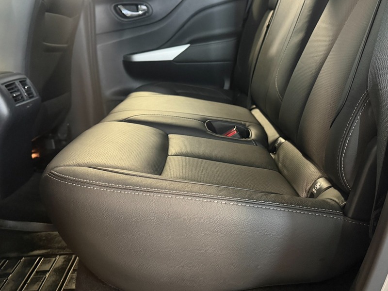 Used Nissan Navara 2016 for sale - 77781263: Photo 47