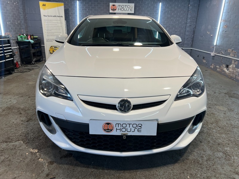 Used Vauxhall Astra GTC 2017 for sale - 76386933: Photo 2
