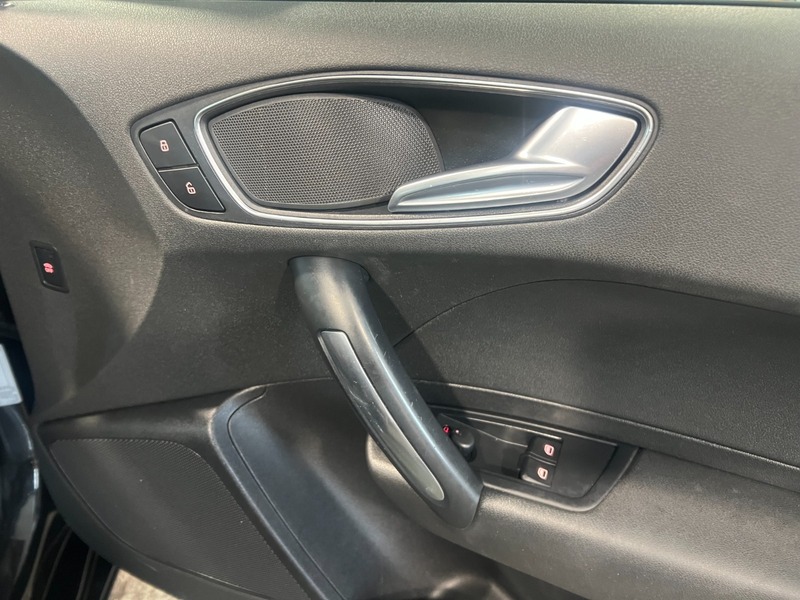 Used Audi A1 2012 for sale - 76768919: Photo 15