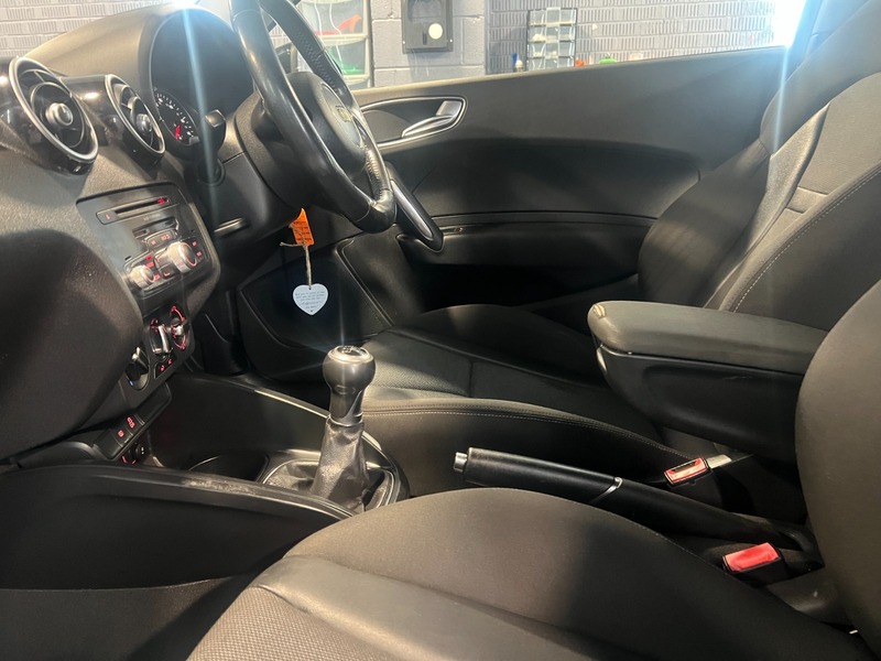 Used Audi A1 2012 for sale - 76768919: Photo 23