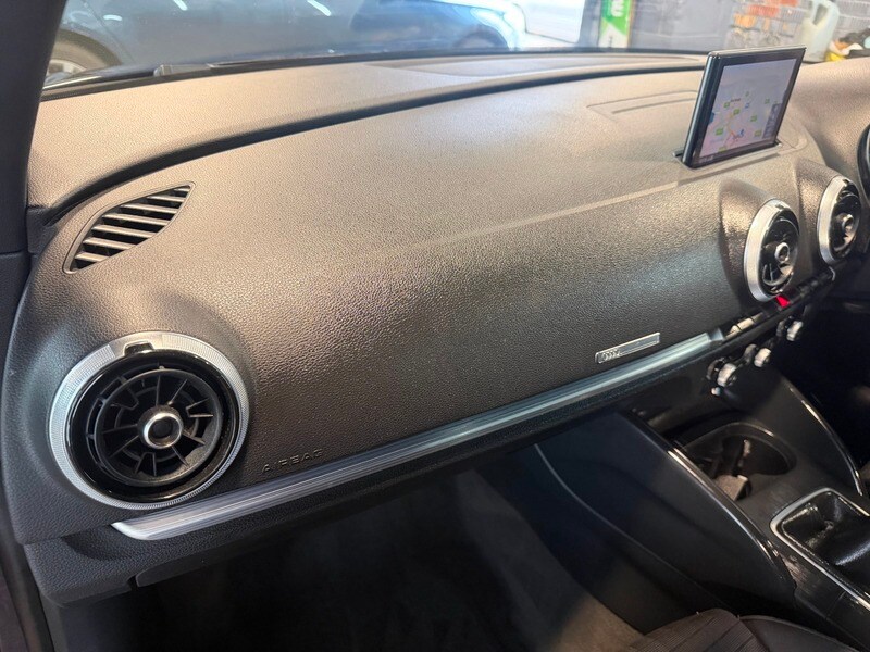 Used Audi A3 Cabriolet 2016 for sale - 77668141: Photo 21