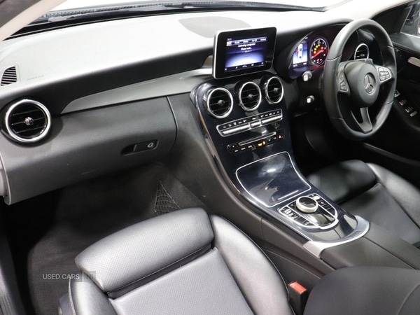 Used Mercedes-Benz C Class 2018 for sale - 76646845: Photo 3