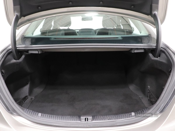 Used Mercedes-Benz C Class 2018 for sale - 76729597: Photo 11