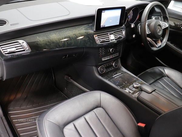 Used Mercedes-Benz CLS 2015 for sale - 76409780: Photo 3