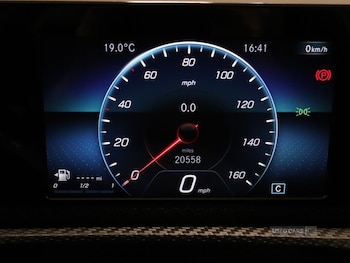 Used Mercedes-Benz A-Class 2021 for sale - 76153679: Photo 4