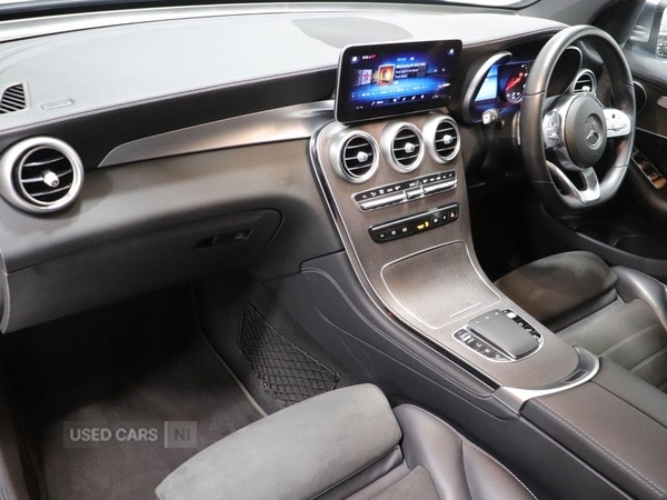 Used Mercedes-Benz GLC 2019 for sale - 78136669: Photo 3