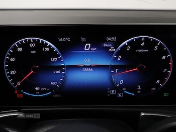 Used Mercedes-Benz GLB 2023 for sale - 78517726: Photo