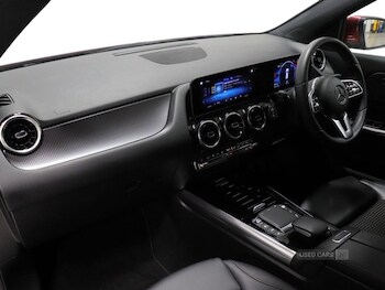 Used Mercedes-Benz GLA 2020 for sale - 76500289: Photo