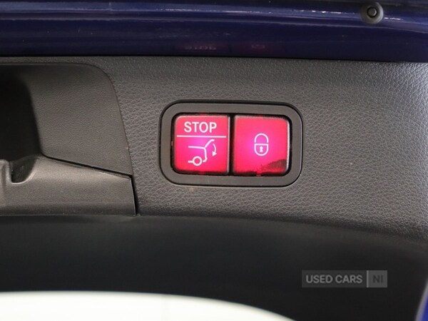 Used Mercedes-Benz C Class 2018 for sale - 78136662: Photo 38