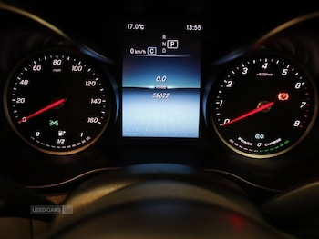 Used Mercedes-Benz C-Class 2019 for sale - 76216102: Photo 4