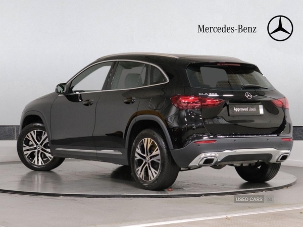 Used Mercedes-Benz GLA 2024 for sale - 76702776: Photo 2