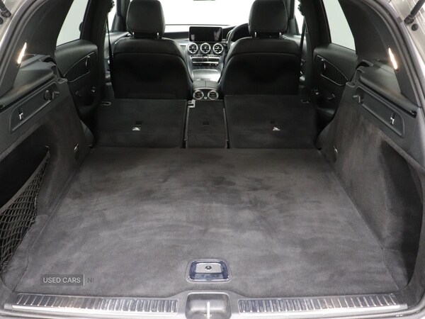 Used Mercedes-Benz GLC 2019 for sale - 76296472: Photo 32