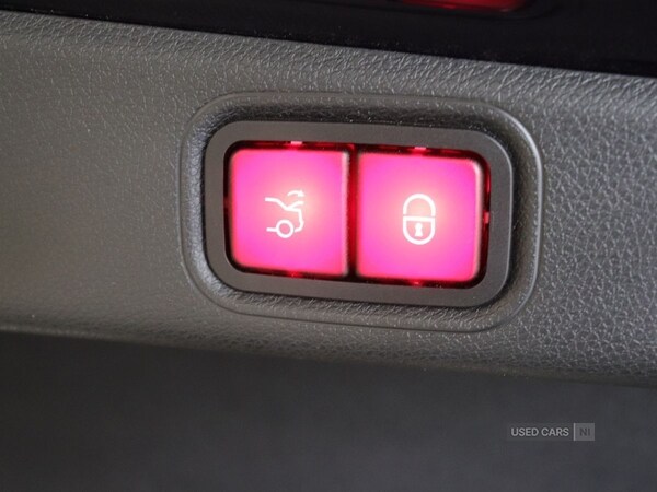 Used Mercedes-Benz E Class 2020 for sale - 78102061: Photo 34