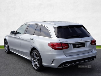 Used Mercedes-Benz C-Class 2018 for sale - 76167857: Photo 2