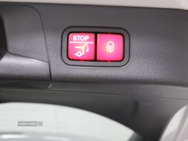 Used Mercedes-Benz EQB 2022 for sale - 76562935: Photo 30