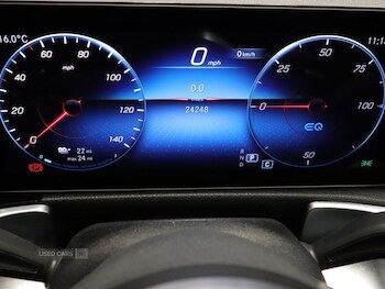 Used Mercedes-Benz EQB 2022 for sale - 76562935: Photo