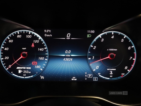 Used Mercedes-Benz GLC 2023 for sale - 77132352: Photo 4