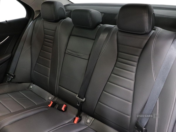 Used Mercedes-Benz E Class 2020 for sale - 76419539: Photo 10