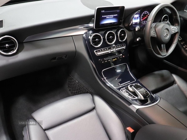 Used Mercedes-Benz C Class 2015 for sale - 77280304: Photo 3