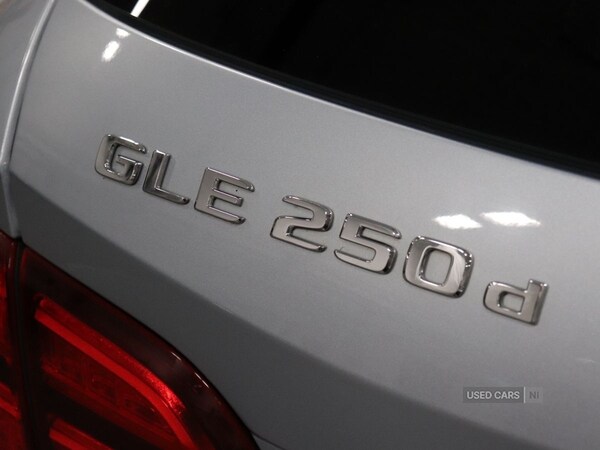 Used Mercedes-Benz GLE 2018 for sale - 76350062: Photo 27