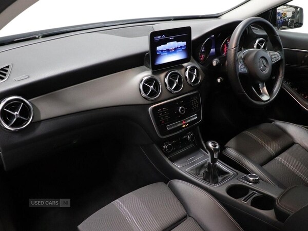 Used Mercedes-Benz GLA 2018 for sale - 76338157: Photo 3