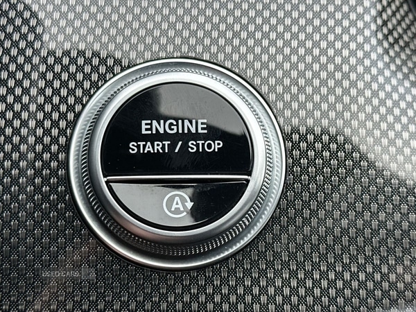 Used Mercedes-Benz C Class 2024 for sale - 76802922: Photo 29