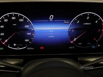 Used Mercedes-Benz GLC 2023 for sale - 77613179: Photo