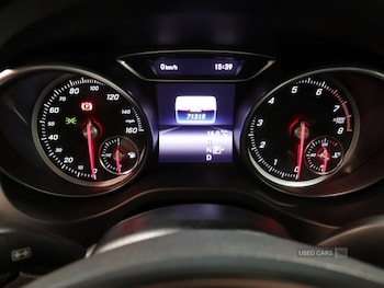 Used Mercedes-Benz GLA 2018 for sale - 78529410: Photo