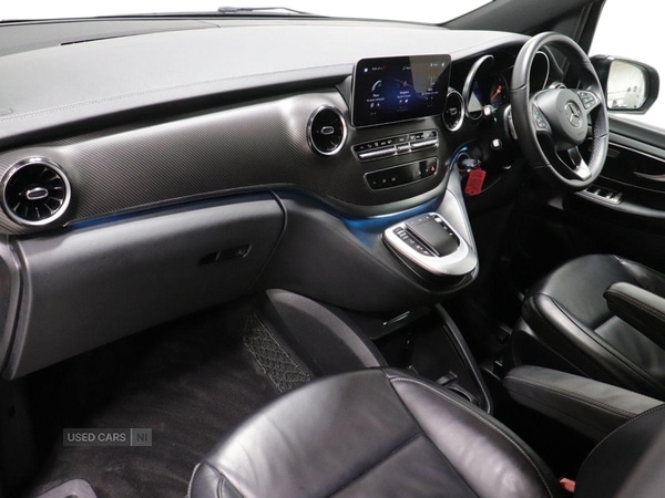 Used Mercedes-Benz V-Class 2023 for sale - 77684543: Photo 3