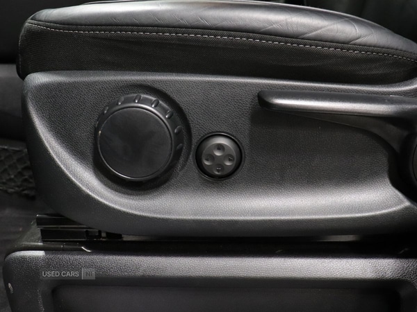 Used Mercedes-Benz V-Class 2023 for sale - 77684543: Photo 32