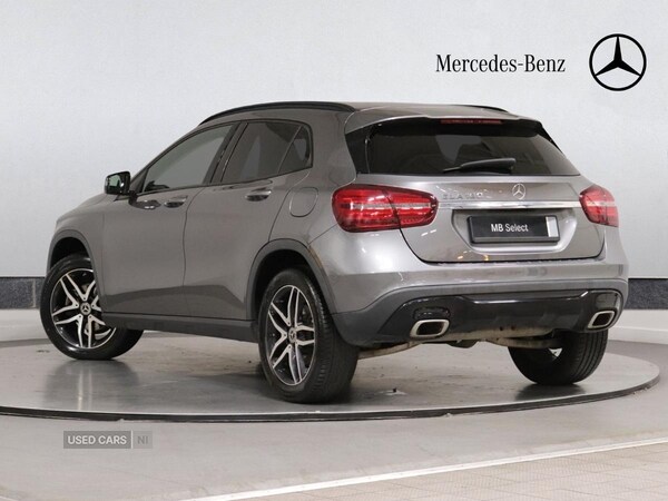 Used Mercedes-Benz GLA 2019 for sale - 76216082: Photo 2